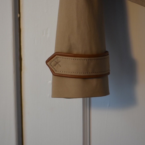 NWT WHBM Tan Jacket with Brown Trim - Picture 2 of 5